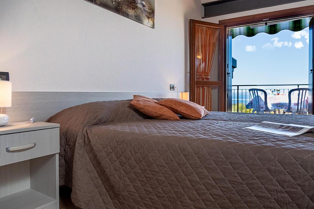 Apartments Eden - Regarda Travel لاتيزي المظهر الخارجي الصورة